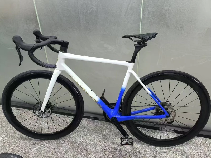 Carbon fiber bicycle Carbon fiber bicycle